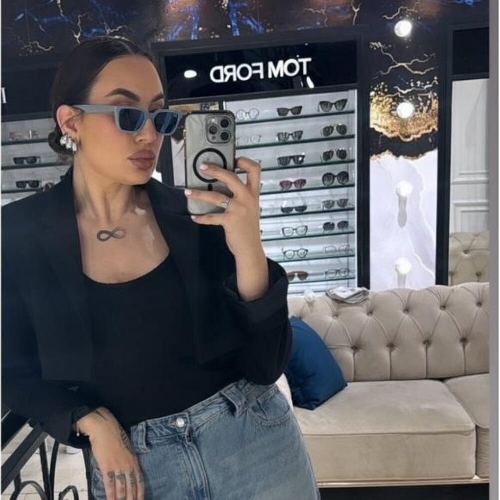 💯 - New Authentic Gucci STYLISH SUNGLASSES GG1540S